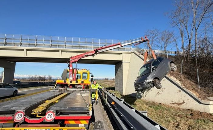 Incidente sull’autostrada Torino–Savona: tre feriti, due trasportati con elisoccorso in ospedale a Cuneo