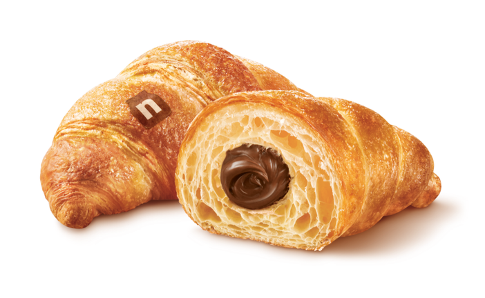 Produzione a Caivano, in Campania, per il croissant alla Nutella concepito da Ferrero Produzione a Caivano, in Campania, per il croissant alla Nutella concepito da Ferrero