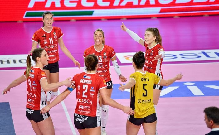 Nei primi due parziali le gatte hanno saputo mettere sotto una delle big del campionato (credit Danilo Ninotto)