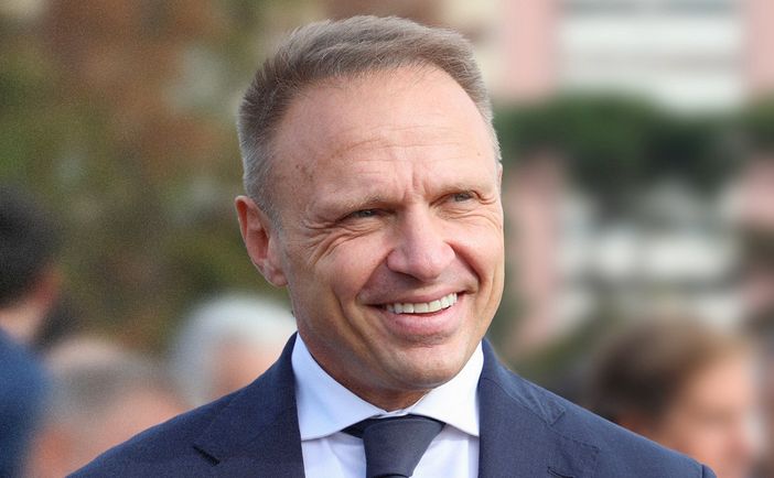 Niente tour in Granda per il ministro Lollobrigida: programmata “call” con il 'Tavolo Frutta del Monviso'