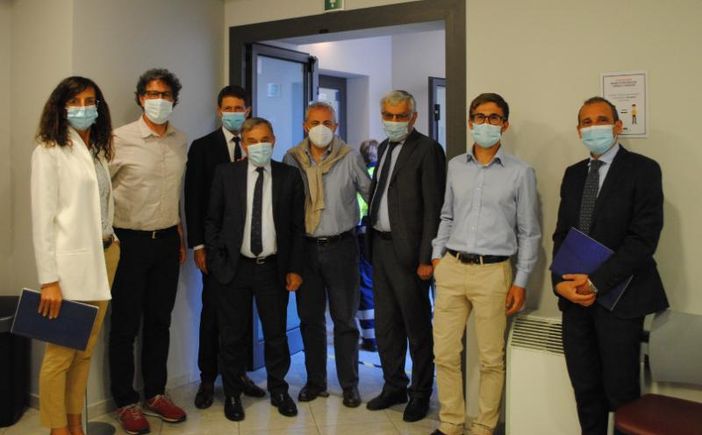Alba, i capigruppo di Minoranza del Consiglio comunale in visita al Centro vaccinale ACA-Poliambulatorio San Paolo