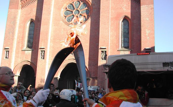 Fiamma Olimpica 2006 - archivio foto Alba