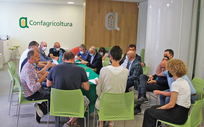 Rinnovato il contratto degli operai agricoli e florovivaisti della provincia di Cuneo