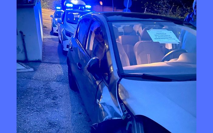 Bra, danneggia cinque auto in quattro diversi incidenti e si dà alla fuga: fermato dalla Polizia Locale Bra, danneggia cinque auto in quattro diversi incidenti e si dà alla fuga: fermato dalla Polizia Locale