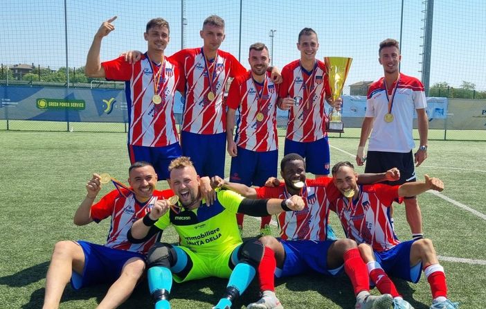 (foto - pagina fb futsal raptors)