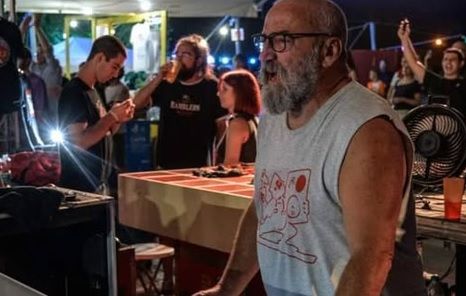 Addio a Talu, il ricordo di Alex Corlazzoli (direttore del festival “Funamboli” di Mondovì): “Ha lasciato un bagaglio che ci permetterà di non perderlo di vista”