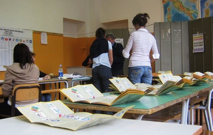 Elezioni e seggi a scuola, a Cuneo nessuna possibilità di trovare spazi alternativi: "Troppi impedimenti tecnici e burocratici"