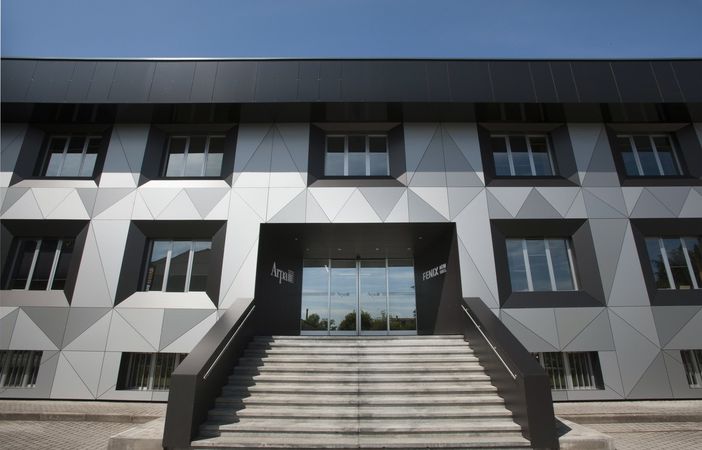 Un'ora e mezza di sciopero per gli interinali della Arpa di Bra