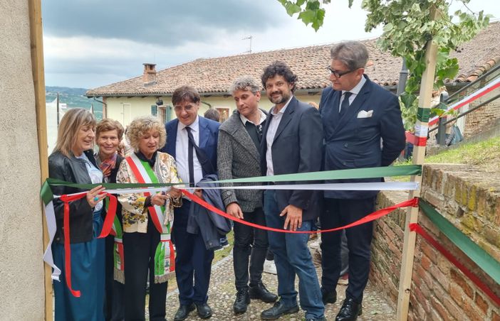 Santa Vittoria d’Alba, partito il viaggio nei multiversi dell’arte con l’associazione Dreaming in Art