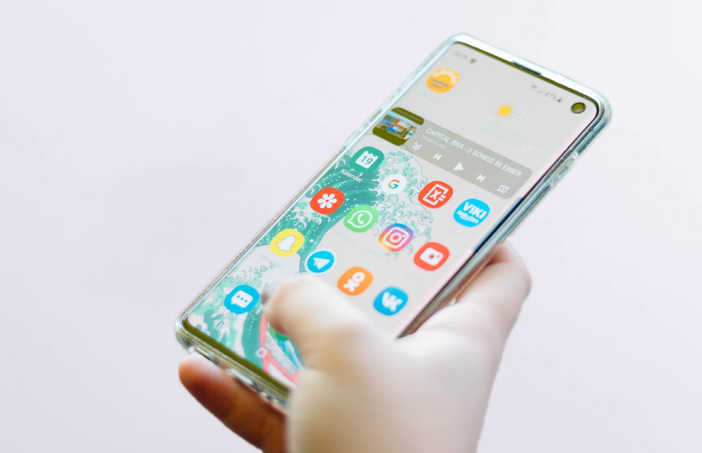 Spiare Whatsapp di un altro senza avere il suo cellulare Spiare Whatsapp di un altro senza avere il suo cellulare