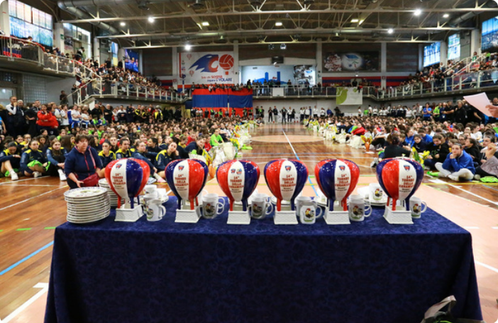 É Natale ma si pensa già a Pasqua: Mondovì Volley lancia la 15ª edizione del Torneo della Ceramica