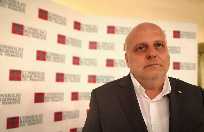 Maurizio Marello, 53 anni, avvocato e imprenditore vitivinicolo, dopo due mandati da sindaco ad Alba è stato eletto in Consiglio regionale nella fila del Pd
