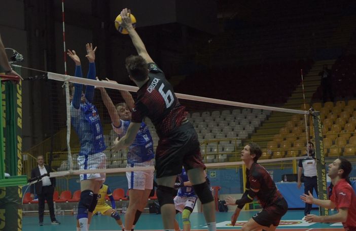 Volley maschile A3: Savigliano lotta ma soccombe contro Garlasco