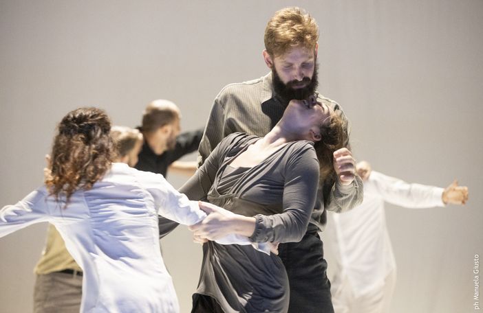 Stasera al Toselli di Cuneo in scena lo spettacolo di danza Juliette, tratto da Romeo e Giulietta Stasera al Toselli di Cuneo in scena lo spettacolo di danza Juliette, tratto da Romeo e Giulietta