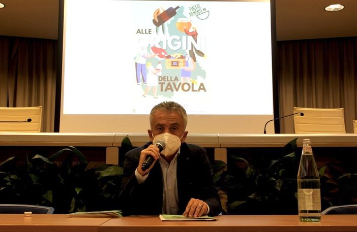 “Alle origini della tavola”: le cooperative piemontesi unite per promuovere le eccellenze del territorio [VIDEO]