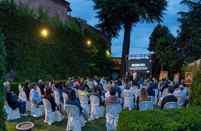 Foto di Tino Gerbaldo: la serata dedicata all’artista braidese Riccardo Testa