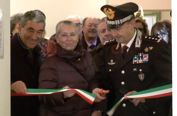 Il tradizionale taglio del nastro con la sindaca Patrizia Manassero e il generale Galletta