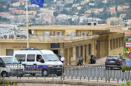 Aperte le frontiere dalla mezzanotte: nessuna restrizione per entrare in Francia