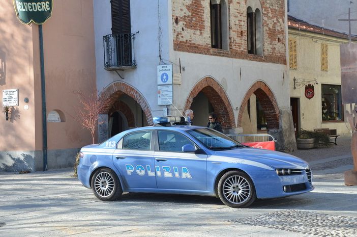 "Bande di figli di papà": a Cuneo sono almeno tre, rubano bici, spaccano vetrine e insultano gli anziani