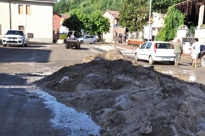 Il giorno dopo il disastro nella parte bassa di Castellinaldo