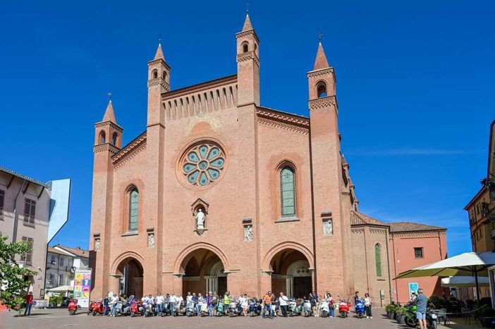 Ottant'anni della Vespa, ad Alba tre giorni di festa e memoria: “Abbiamo già materiale per un secondo volume” Ottant'anni della Vespa, ad Alba tre giorni di festa e memoria: “Abbiamo già materiale per un secondo volume”