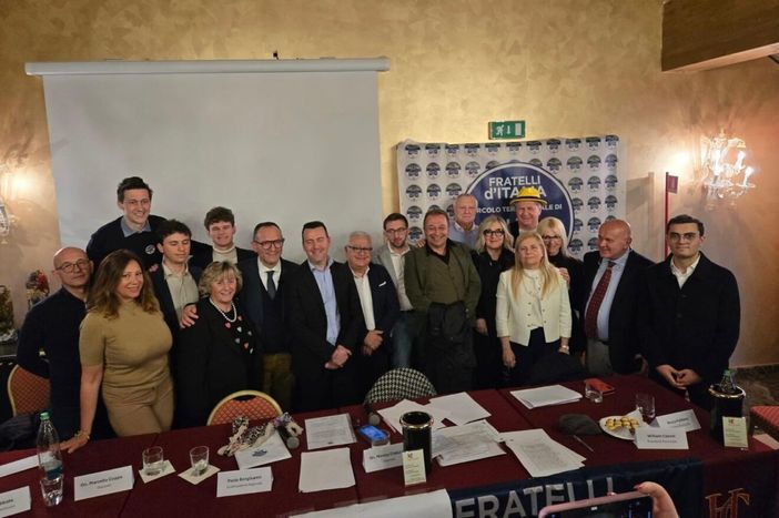 Ampia partecipazione al congresso comunale di Fratelli d’Italia ad Alba: Giulio Abbate riconfermato coordinatore Ampia partecipazione al congresso comunale di Fratelli d’Italia ad Alba: Giulio Abbate riconfermato coordinatore