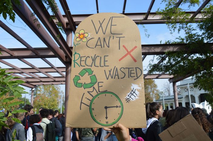 Uno scatto dall'ultima manifestazione per il clima di Cuneo