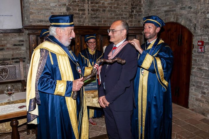 I Cavalieri del Tartufo e dei vini d’Alba hanno accolto tre delegazioni straniere