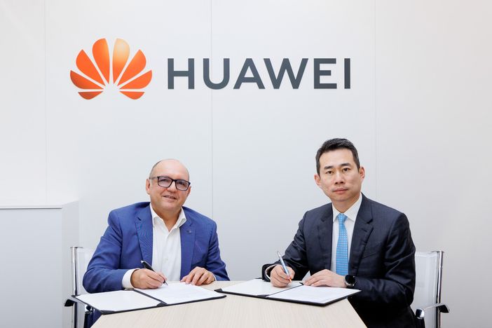 A sinistra Massimo Marengo (Albasolar) A sinistra Massimo Marengo (Albasolar)