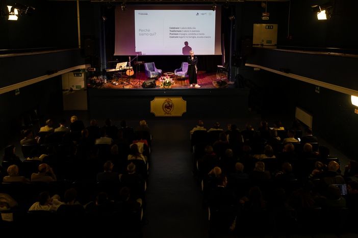 Nelle foto alcuni momenti della premiazione tenuta questa mattina a Dronero Nelle foto alcuni momenti della premiazione tenuta questa mattina a Dronero