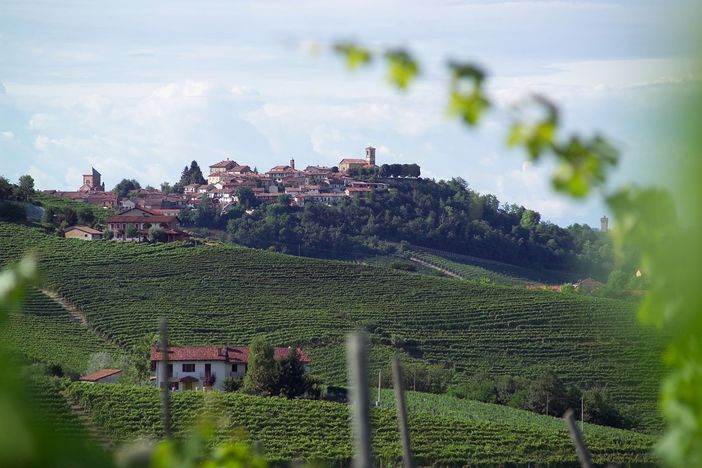 Una veduta di Verduno Una veduta di Verduno