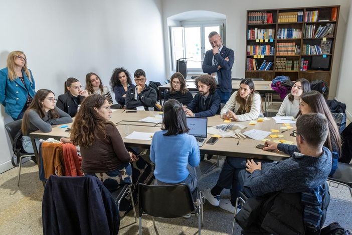 Alba riattiva il Forum Giovani: 62 partecipanti alla nuova assemblea Alba riattiva il Forum Giovani: 62 partecipanti alla nuova assemblea