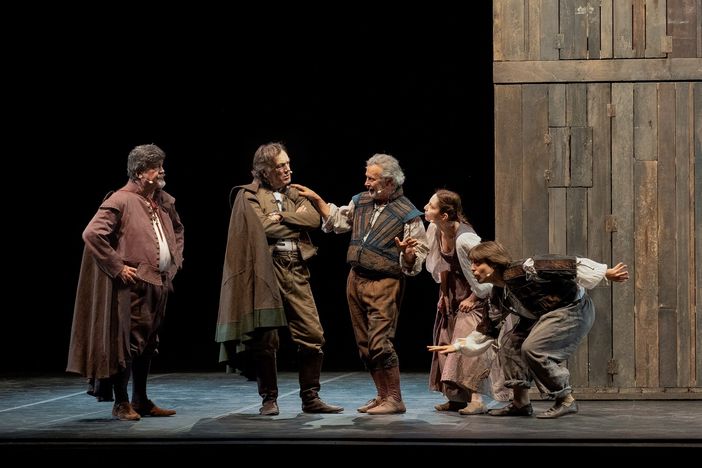 Alba, al Teatro Sociale "Rosencrantz e Guildenstern sono morti"