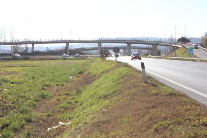 Pedaggio sulla tangenziale albese? Prima vittoria per i Comuni: la concessionaria sposta la porta "free flow"