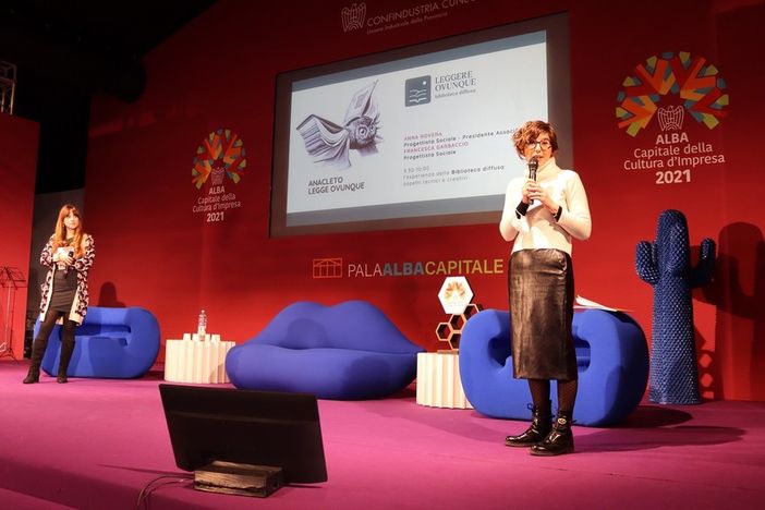 Leggere va di moda: prosegue il progetto di "Leggere Ovunque"