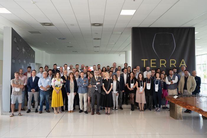 I produttori del Consorzio Alta Langa Docg