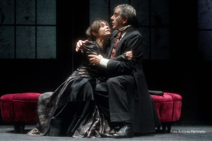 Galatea Ranzi è “Anna Karenina": appuntamento al teatro di Alba