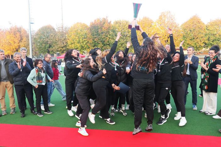 Otto titoli maschili per l’Hc Bra, tredici femminili per la Lorenzoni: la Coppa Italia su prato parla ancora braidese [VIDEO]