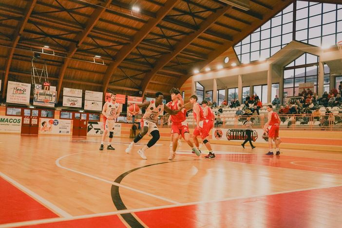 Un momento della partita vinta contro Biella