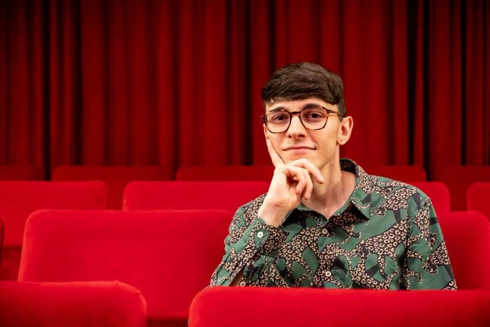 La poesia iraniana a Cortemilia: voci di libertà e bellezza nella nona edizione di "Saper Leggere e Scrivere"