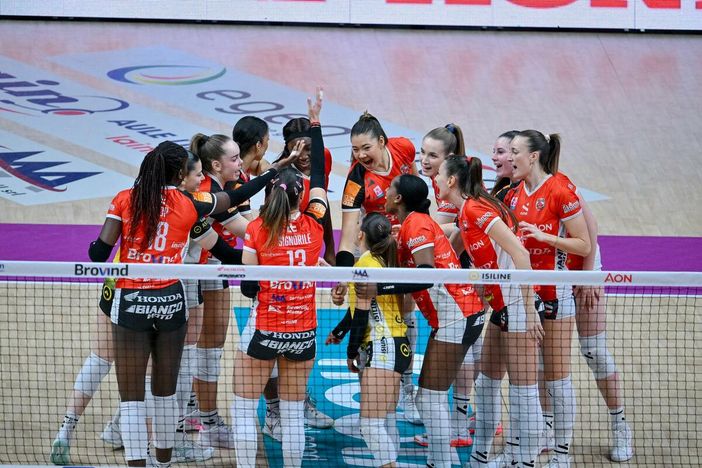 VOLLEY / Honda Cuneo Granda Volley ai Play Off di CEV Challenge Cup: dopo la salvezza in A1, le Gatte puntano all'Europa