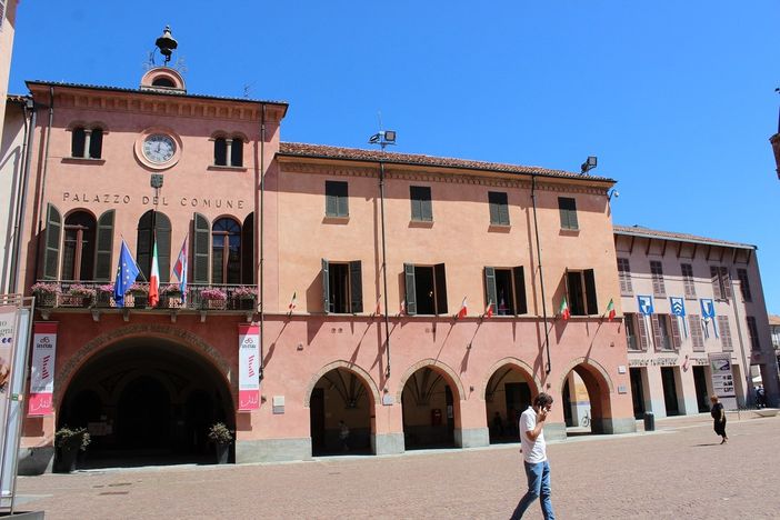 Alba posticipa a venerdì 20 ottobre l'accensione degli impianti di riscaldamento Alba posticipa a venerdì 20 ottobre l'accensione degli impianti di riscaldamento