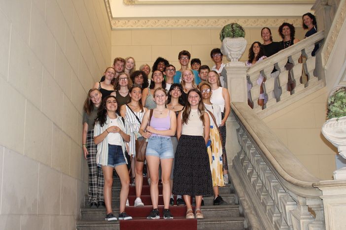 Gli studenti di Medford accolti in municipio