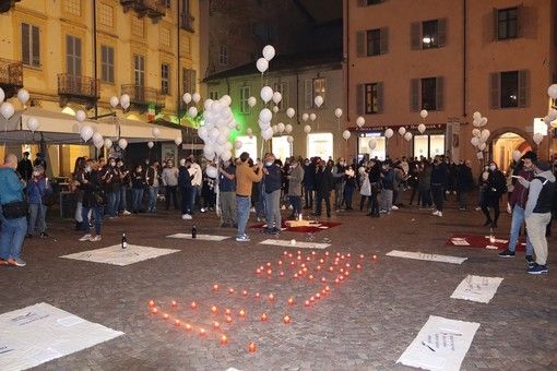 La protesta dei commercianti albesi, lo scorso 2 novembre La protesta dei commercianti albesi, lo scorso 2 novembre