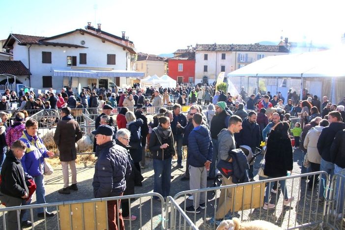 Alcuni scatti dalla passata edizione della manifestazione (foto Villanova Mondovì Turismo e Manifestazioni)