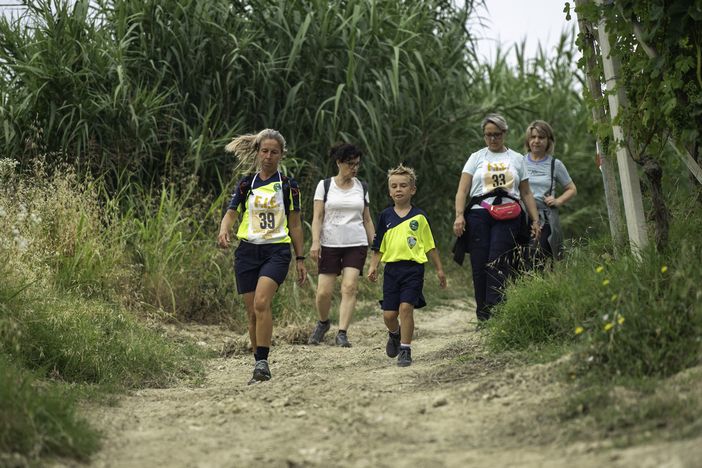 A Castiglione Falletto la prima Marcia Alpina di Regolarità FIE in Langa