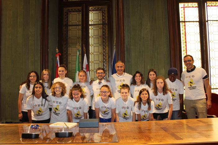 Alba: una targa per le calciatrici dell’Area Calcio Alba Roero vincitrici del Campionato Regionale 2023/2024