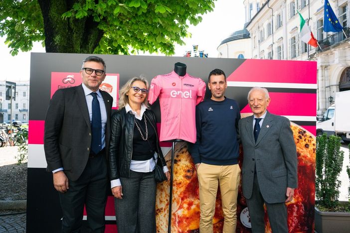 Raspini è Official Partner della 107° edizione del Giro d’Italia, con ancora maggior impegno Raspini è Official Partner della 107° edizione del Giro d’Italia, con ancora maggior impegno