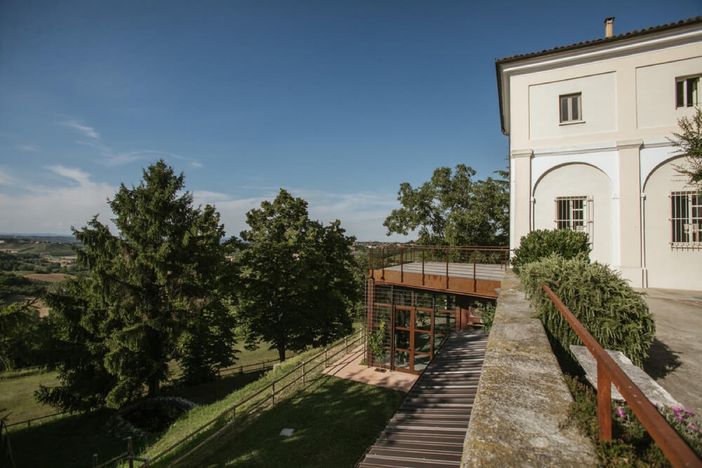 L'ex convento sede dell'associazione, in località Craviano a Govone L'ex convento sede dell'associazione, in località Craviano a Govone