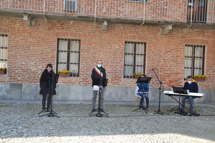 Un momento della cerimona (foto Luciano Cravero)